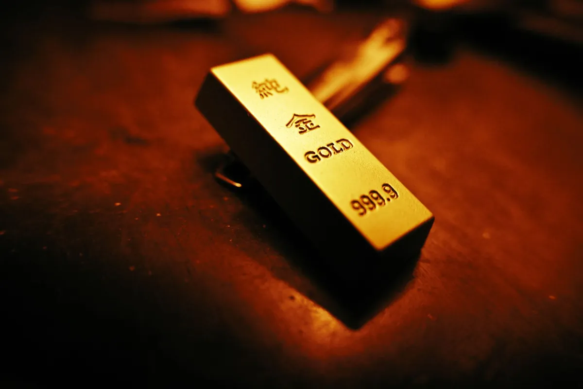 Gold bars: cast, minted and good-delivery bars explained